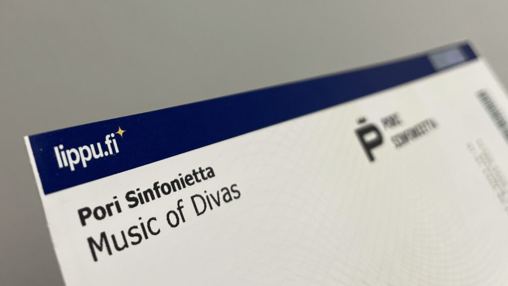 Music of Divas -lippu